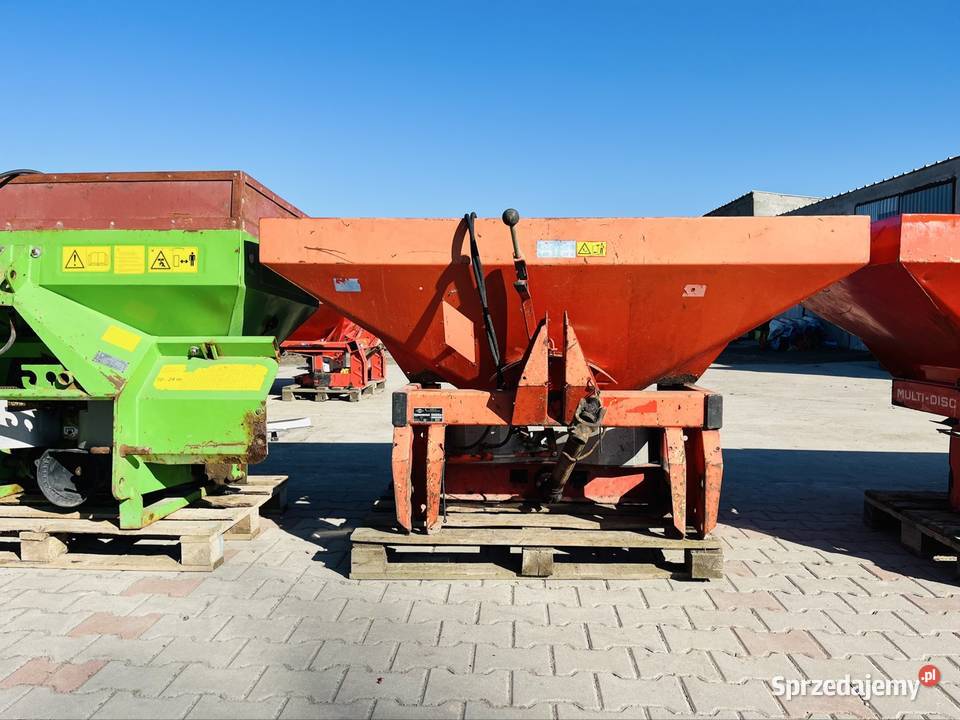 Rozsiewacz Kuhn 901 Mds Kuhn Rauch 901 mds