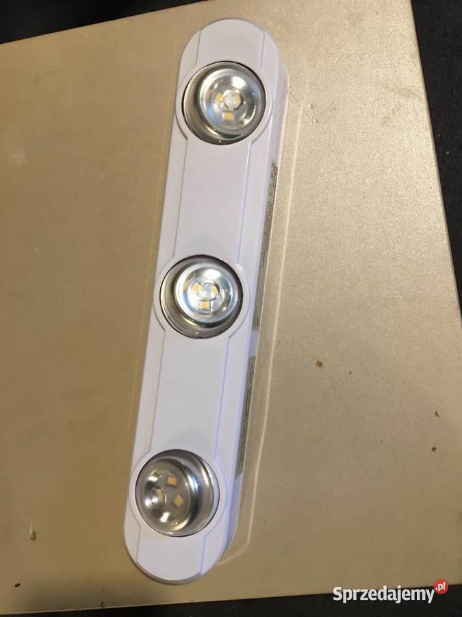 Lampka podszafkowa led trzy ruchome punky Zielonka