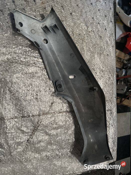 Suzuki GSXR 750 GSXR Owiewka Zadupek Bok Ogon Poznań