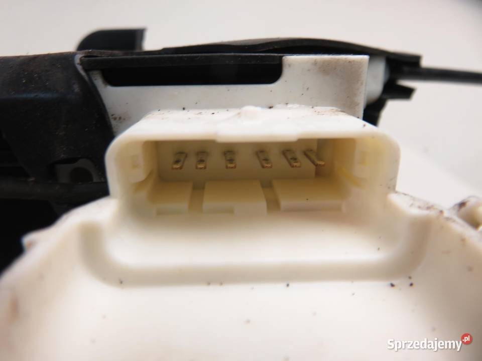 ZAMEK LEWY PRZEDNI CITROEN C4 coupe LA osobowe