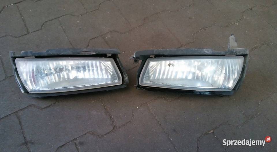 HALOGEN PRAWY TOYOTA AVENSIS VERSO 8148244010 Częstochowa