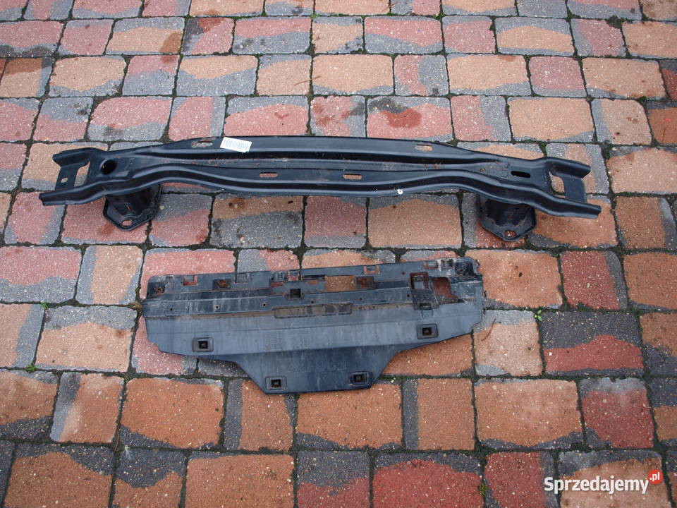 SPRZEDAM BELKA TYLNA BMW F 30 zderzak i podciąg Tomice
