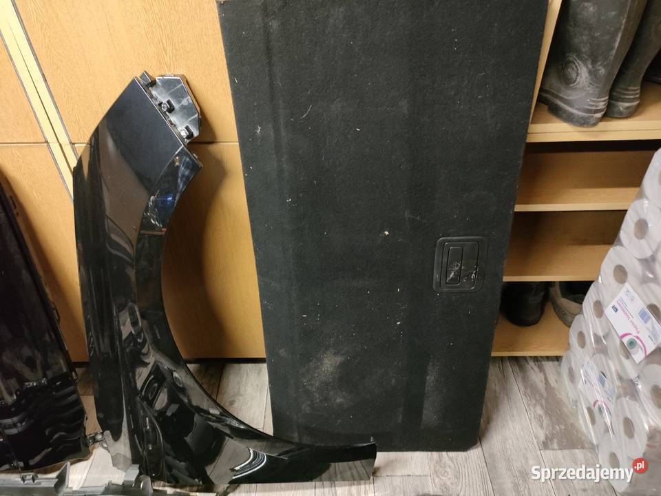 Błotniki przednie renault Megane 4 lift IV osobowe świętokrzyskie Nowy Odrowążek