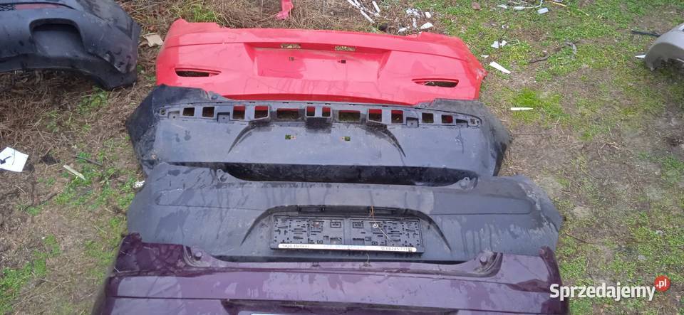 Zderzak tylni tył Hyundai i10 parę sztuk wersje Józefów sprzedam