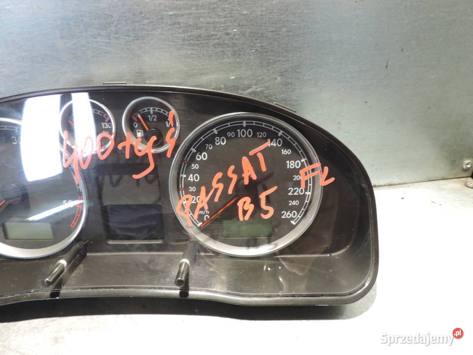 LICZNIK ZEGARY VW PASSAT B5 19 TDI LIFT Liczniki i zegary małopolskie Nowy Sącz