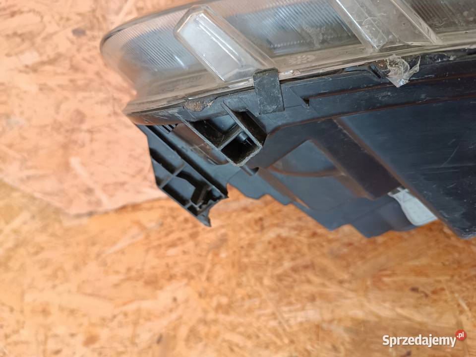 LAMPA LEWY PRZÓD EU 260609367R DACIA DUSTER II Nowy Tomyśl