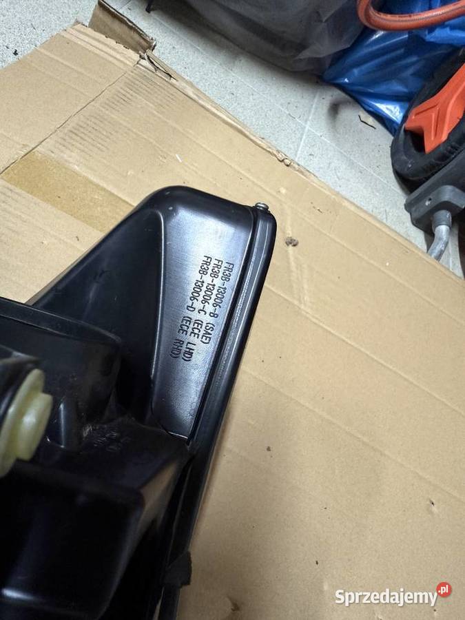 Lampa przednia lewa FORD MUSTANG VI FR3B13006B Lampy przednie sprzedam