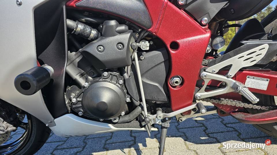 Yamha R1 RN22 Polski salon Oryginał Arrow Nowe Rok produkcji 2009 śląskie