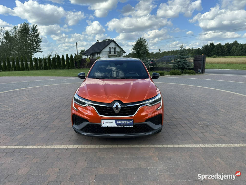 Renault Arkana asystent pasa ruchu Arkana