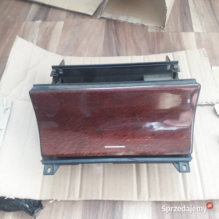 Popielniczka Meredes W210 Okularnik osobowe Żabno