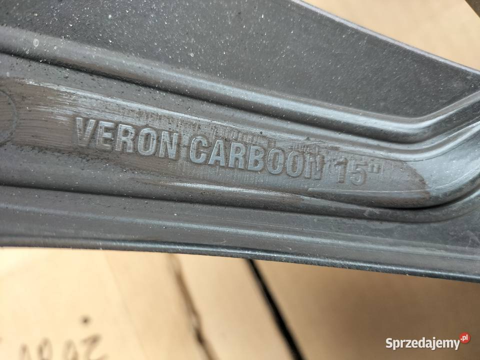 VERON CARBOON R15 3 KOŁPAK KAPSEL DEKIELEK osobowe sprzedam