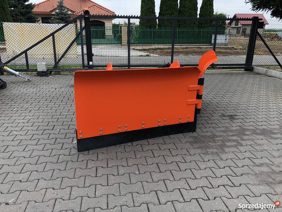Pług do śniegu plug odśnieżny byk Strzałka łódzkie Kutno