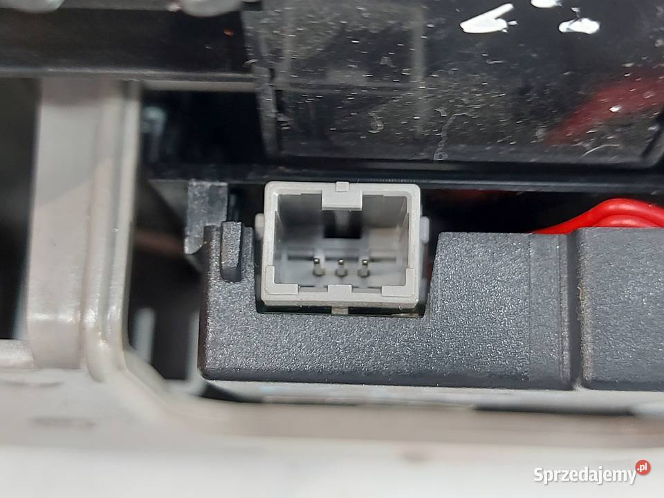 KIA SPORTAGE III 12r lampka podsufitki Kielce sprzedam