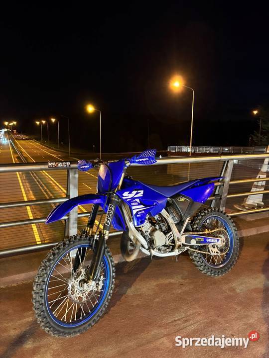 Wszystkie plastiki yz 125 bak siedzenie airbox świętokrzyskie