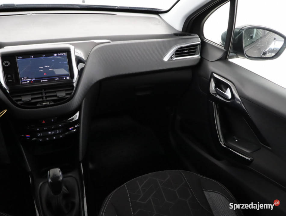 Peugeot 2008 12 PureTech komputer pokładowy Bielany Wrocławskie sprzedam