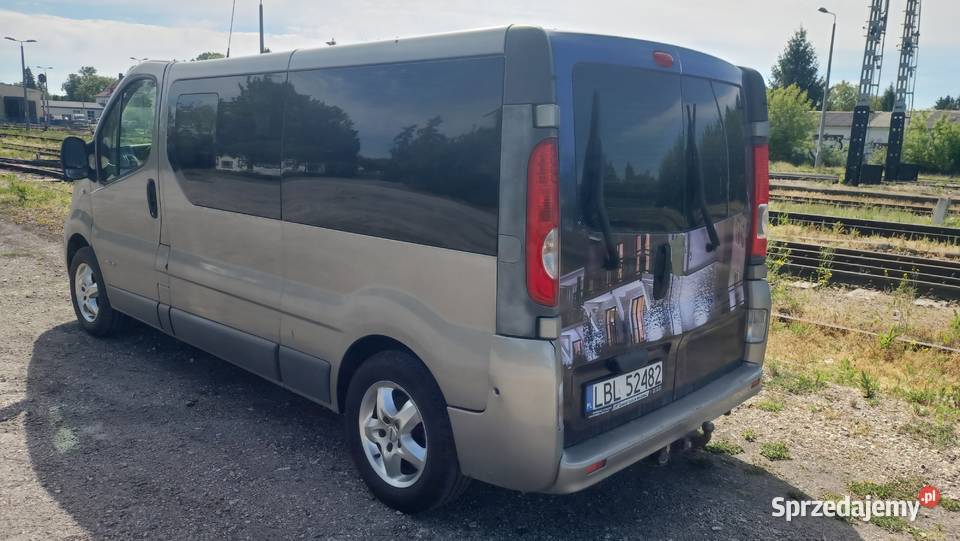 Renault Trafic LONG 9 osobowy KLIMA przód tył Motoryzacja Zamość sprzedam