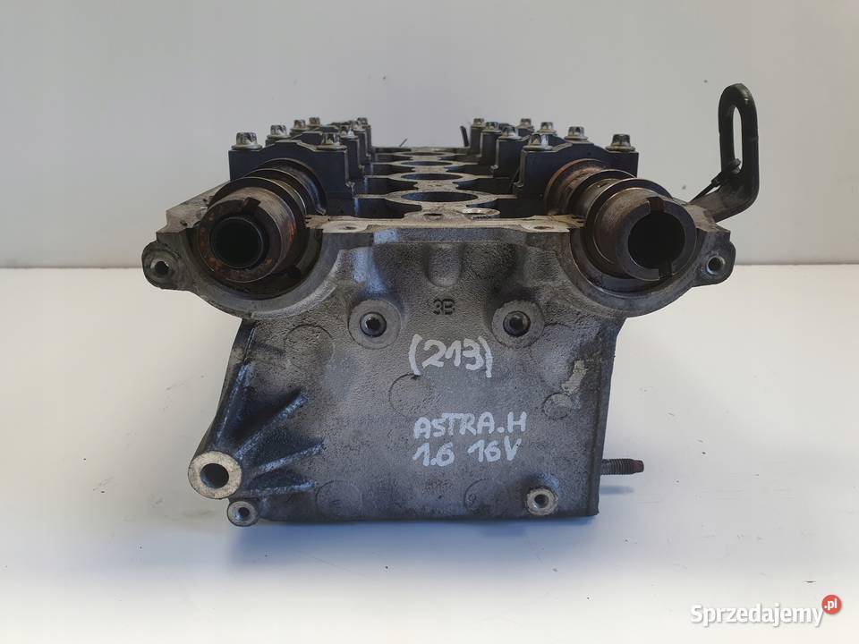 Opel Zafira B Astra J 16 16V A16XER GŁOWICA osobowe Głowice cylindrów Chełm