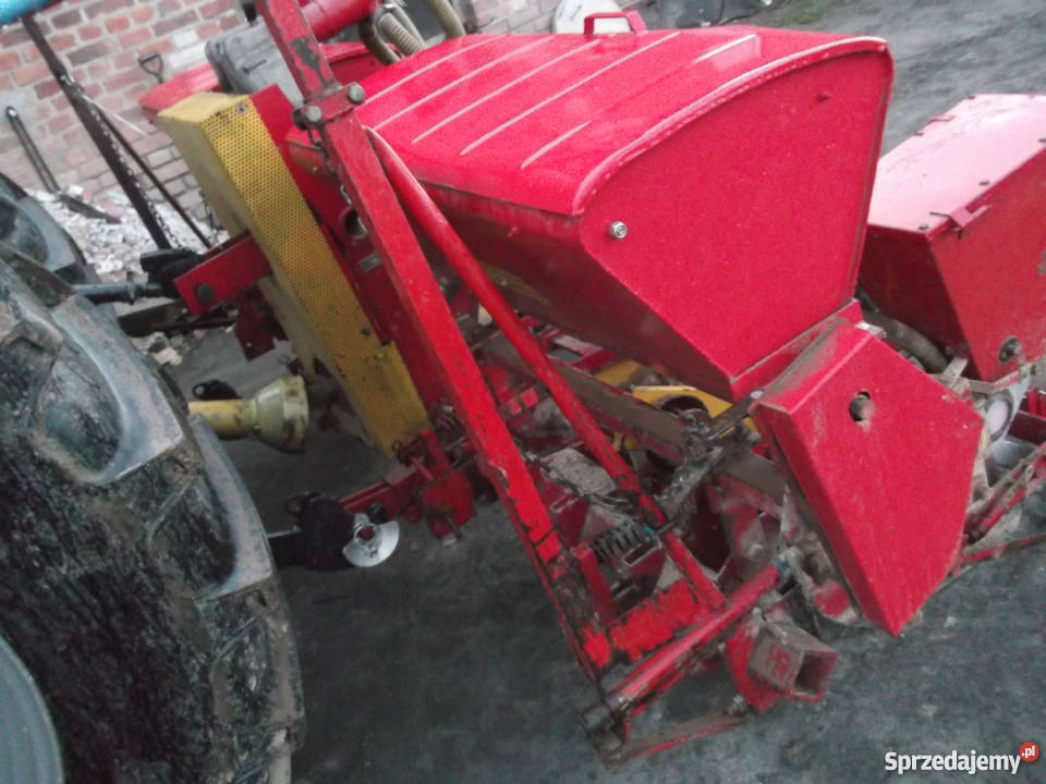 Siewnik do kukurydzy Becker Strzyżewice