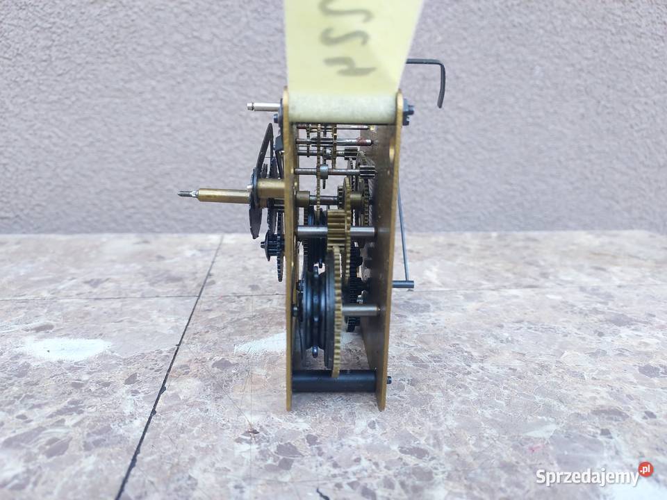 M224 Mechanizm starego zegara ściennego SBS Tczew