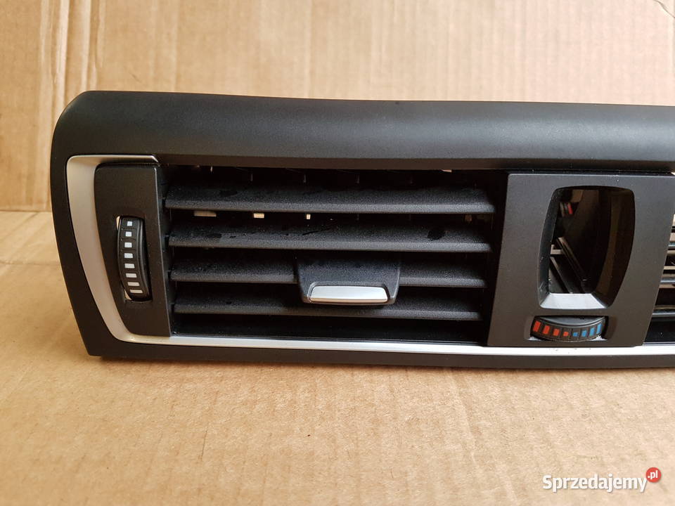 BMW 1 120 F20 f21 LIFT kratki nawiewu podwójne Legnica sprzedam