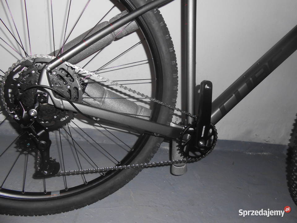 ROWER 29 CUBE AIM RACE Alivio 39 Jordanowo