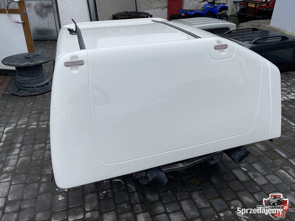 Zabudowa Toyota Hilux WYSOKA hardtop Karoseria warmińsko-mazurskie Pasłęk sprzedam