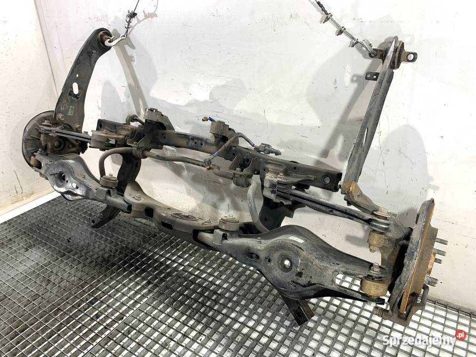 BELKA TYŁ HYUNDAI KONA Crossover TYLNA osobowe Belki zawieszenia podkarpackie