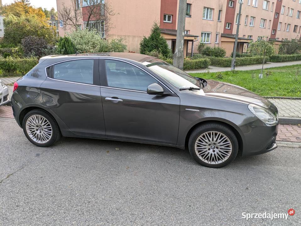 Alfa Romeo Giulietta nieuszkodzony Kraków