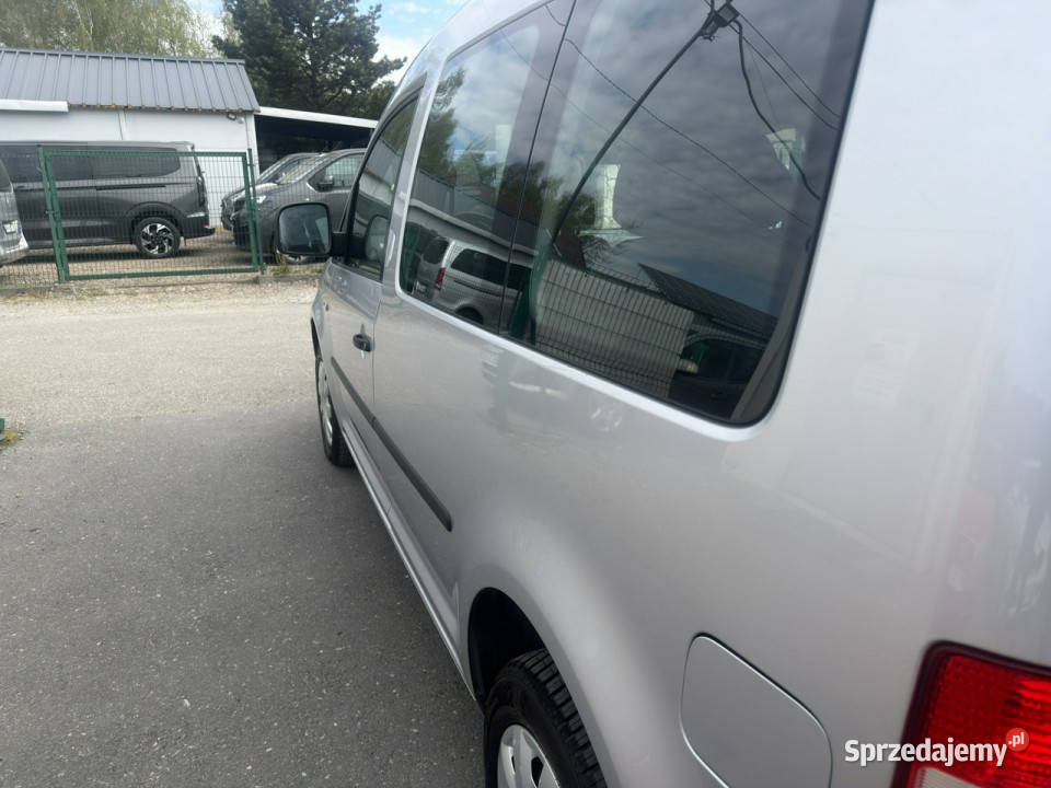 Volkswagen Caddy RatyZamiana Gwarancja benzyna srebrny Gdów