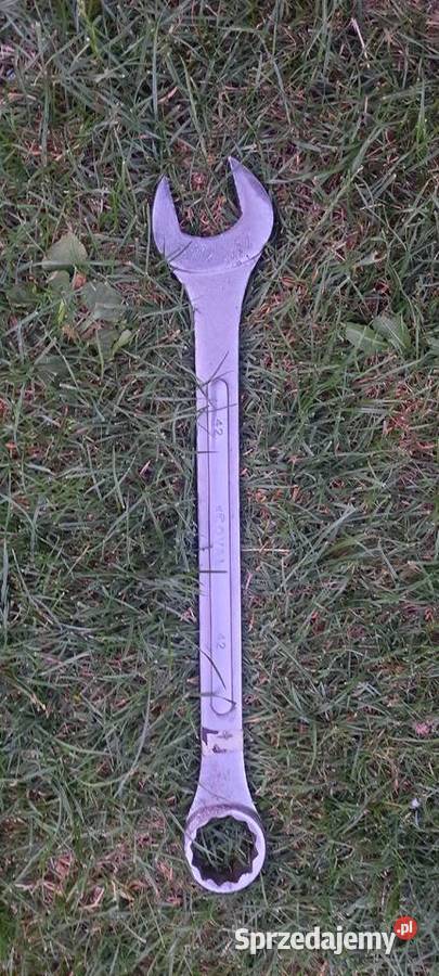 Klucz 42 Warszawa sprzedam