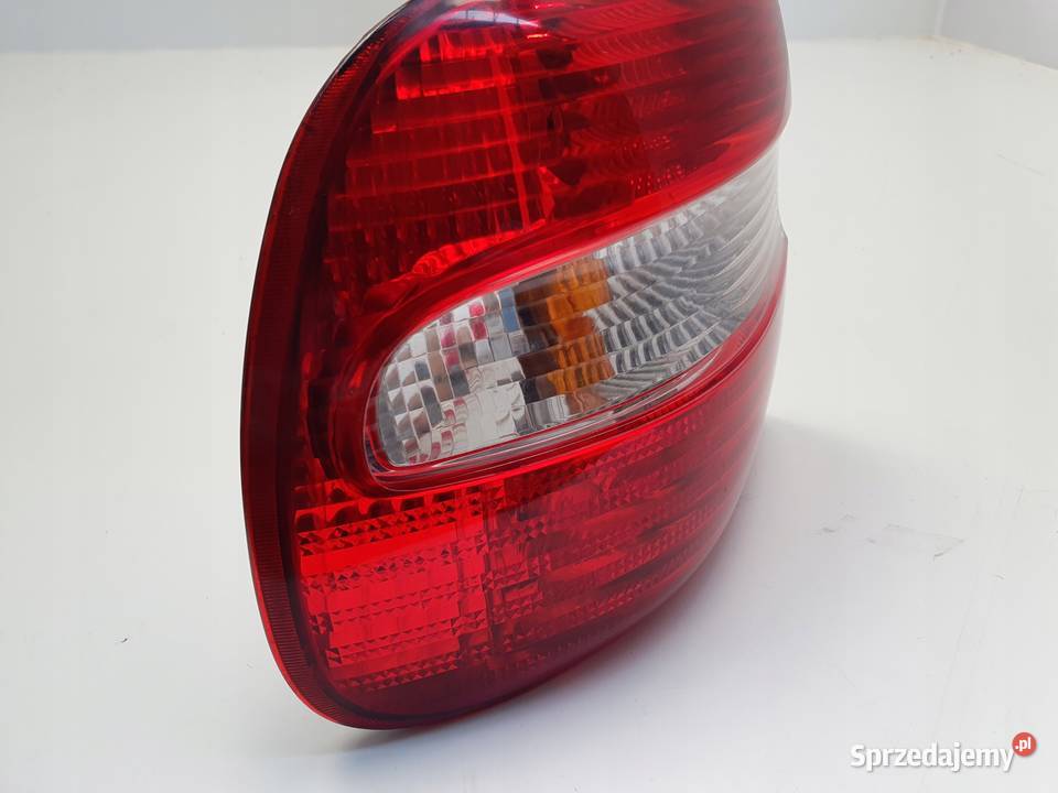 Volvo V40 I lift 9904r TYLNA LAMPA LEWA lewy tył Chełm