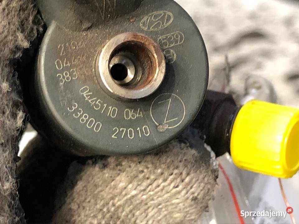 WTRYSKIWACZ HYUNDAI SANTE FE I 0445110064 20 113 osobowe sprzedam