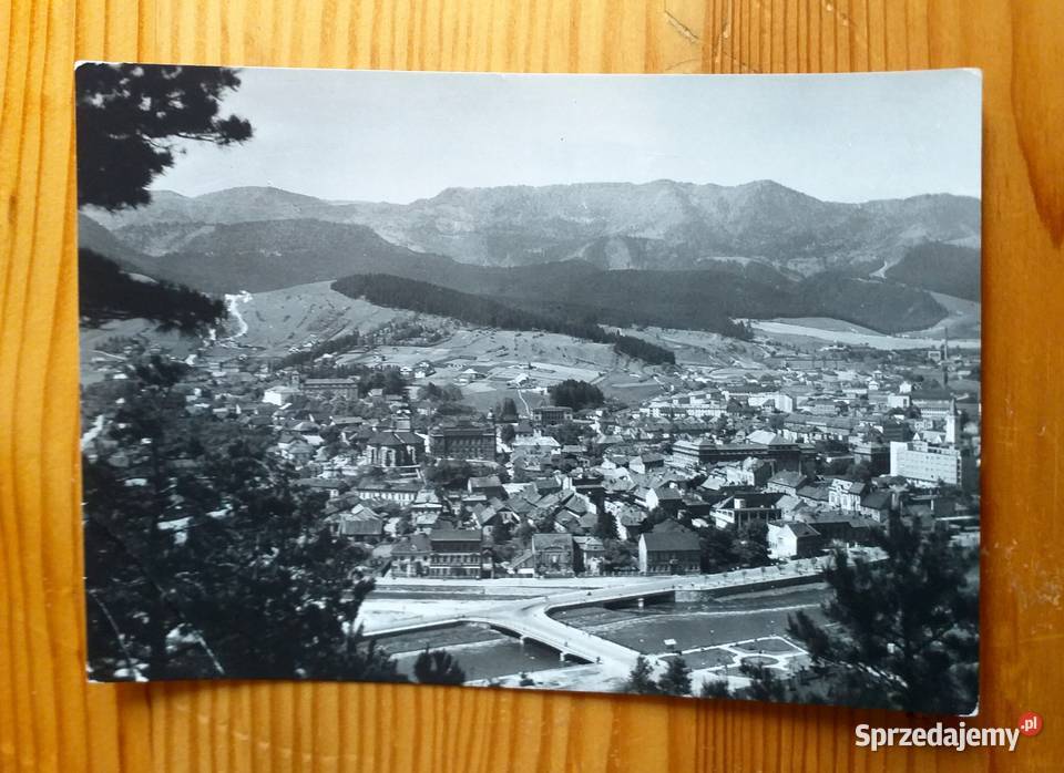 RUŻOMBERK WIDOK NA MIASTO W KOTLINIE LIPTOWSKIEJ Piszczac