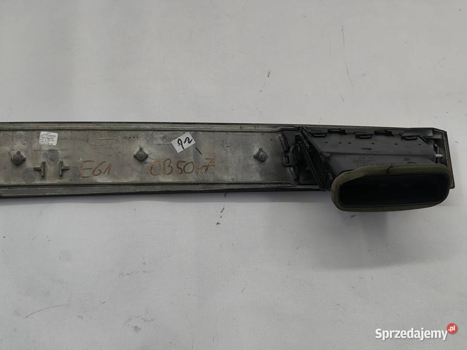 DEKOR DESKI KRATKI NAWIEWU BMW E61 6910734