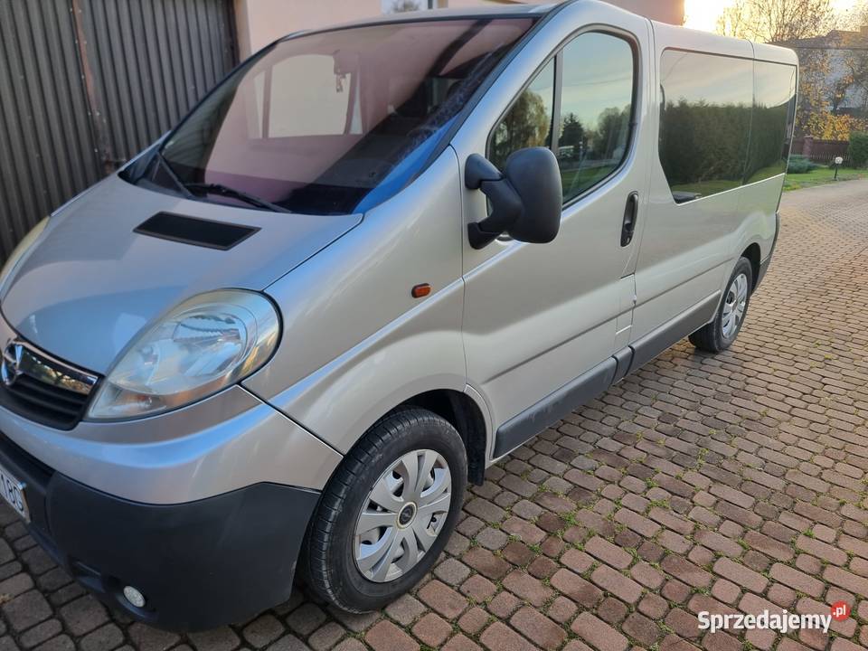 Opel Vivaro 20 disel osobowy Rok produkcji 2008 małopolskie Wieliczka