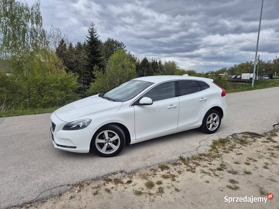 Volvo V40 Momentum 2015r 20D D2 120 Serwis Led Puławy