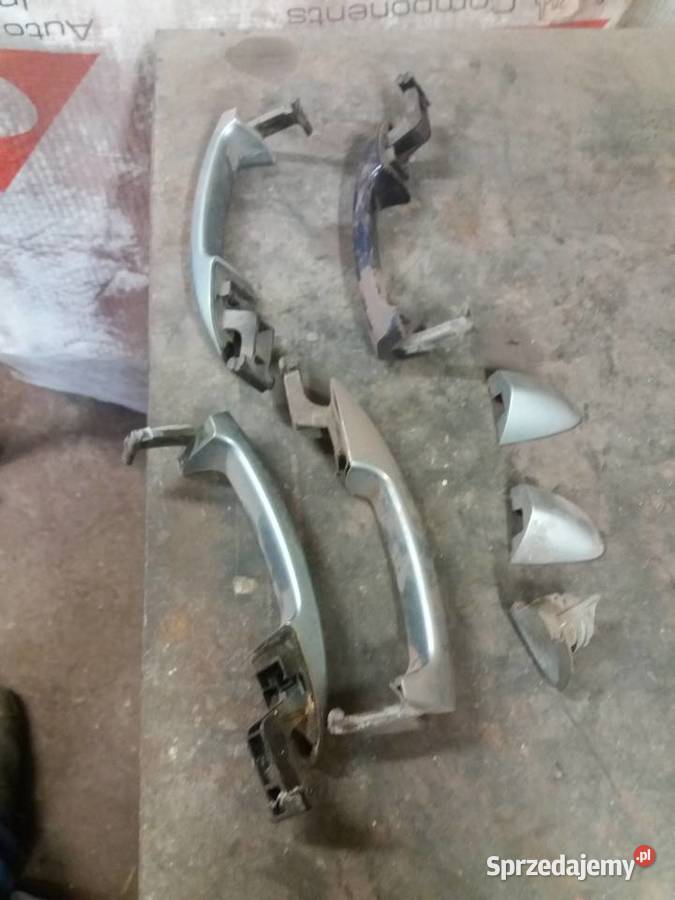 Klamka prawa przód mocowanie 3c0837886d vw Wola