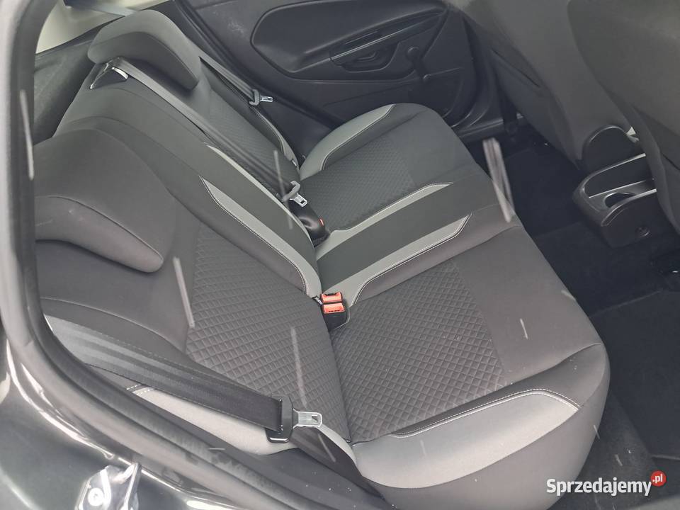 Sprzedam Ford Fiesta MK7 LIFT 10 benzyna 80 Rok produkcji 2016