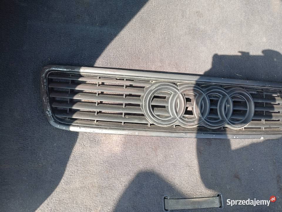 Grill Czarny 8D0 853 651 J Audi A4 B5 a9 osobowe Myszków
