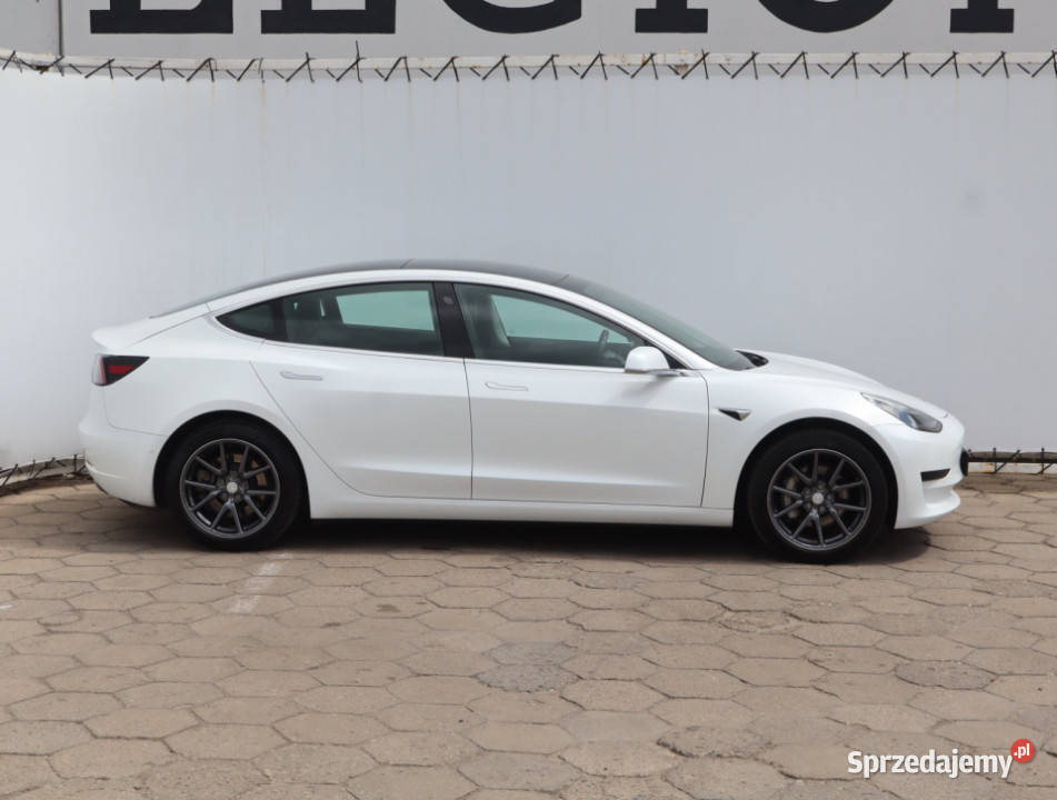 Tesla Model 3 Std Range Plus 52kWh Łódź