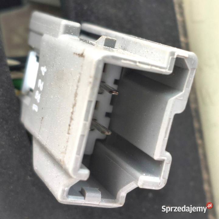 LAMPA LEWA Volvo V70 III XC70 20072013 tylna Motoryzacja Chełm