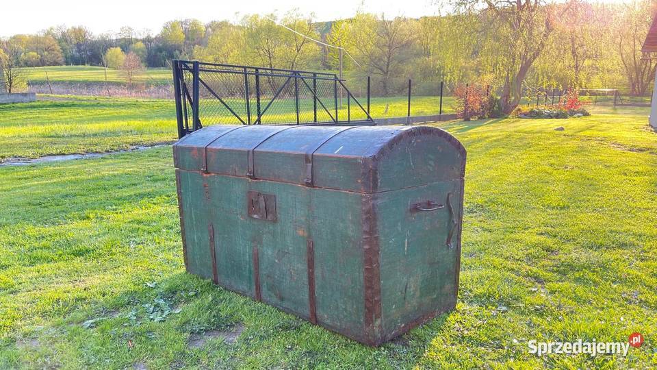 Antyczna skrzynia świetny stan Do renowacji z