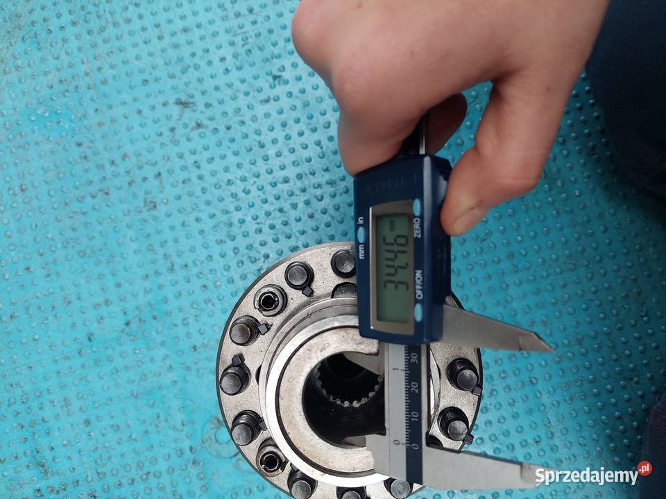 Dyferencjał mechanizm różnicowy Volvo Cat 1334 Kielce