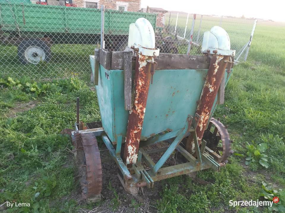 Sprzedam fabryczną polską sadzarkę KPMR Nowa Góra
