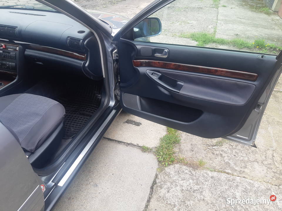 POLIFTING Audi A4 B5 18 Benzyna 125 Niezawodna 307km Świdwin sprzedam