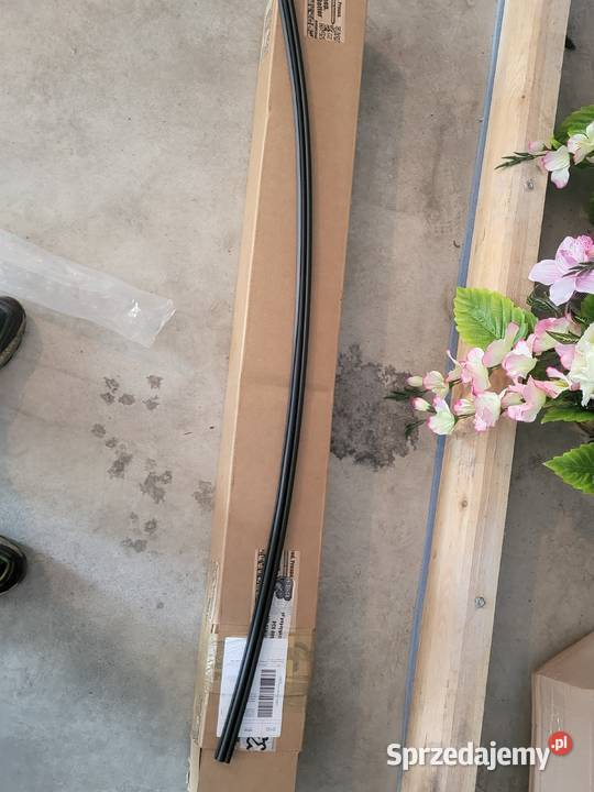 Uszczelka maski Mopar 55395243AB Jeep Wrangler Brzeziny