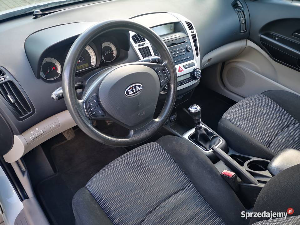 KIA CEED 2007 14 180000 klimatyzacja radio cd Wrocław sprzedam