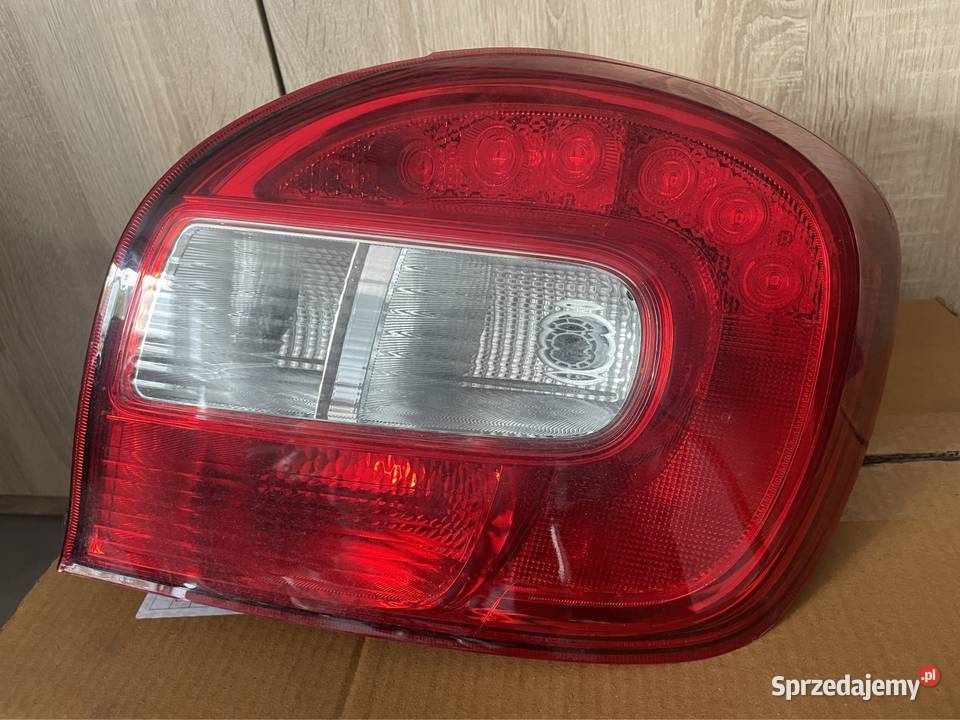 Suzuki Baleno lampa prawa tył Led Oświetlenie Kozubszczyzna