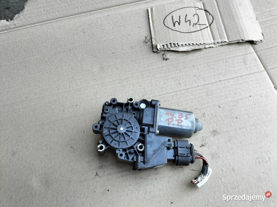 AUDI A4B5 A4 B5 SILNICZEK OPUSZCZANIA osobowe Kamień-Kolonia