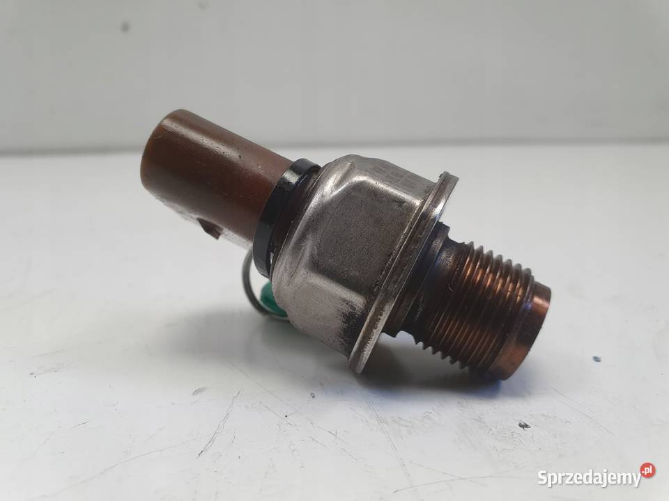 VW Passat B6 20 TDI CZUJNIK PALIWA zawór Chełm